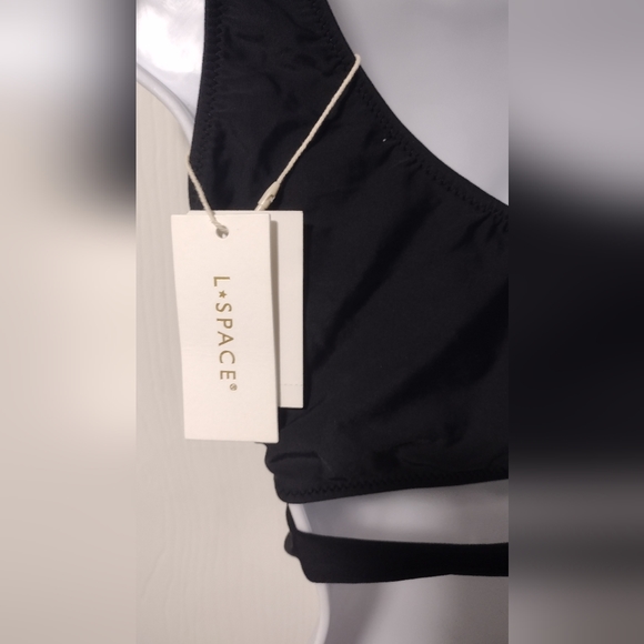 🍉3/$20 L*SPACE Black one arm swim top - Picture 7 of 9